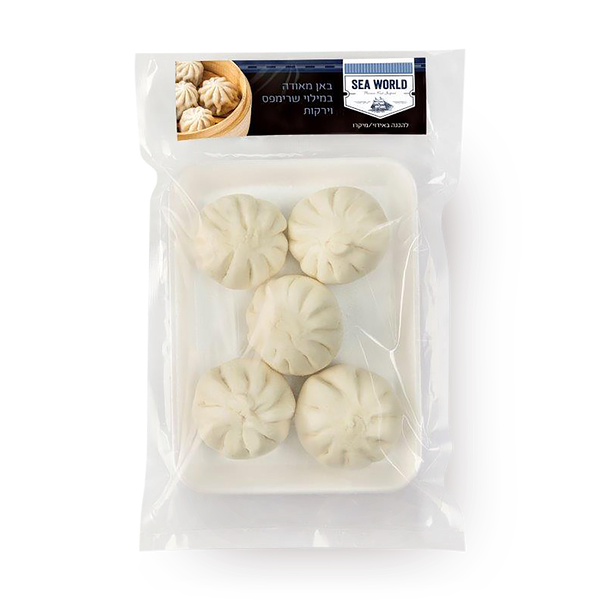 Steamed bun filled with shrimp and Sea World vegetables