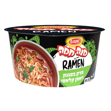 מנה חמה מרק בסגנון ראמן קלאסי