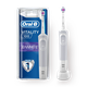 Электрическая щетка Oral B D100 3D White (блистер)